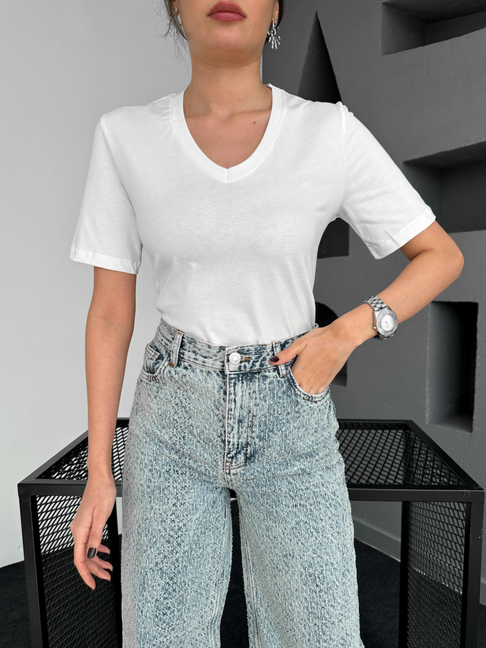 Beyaz V Yaka Düz Orj Tshirt