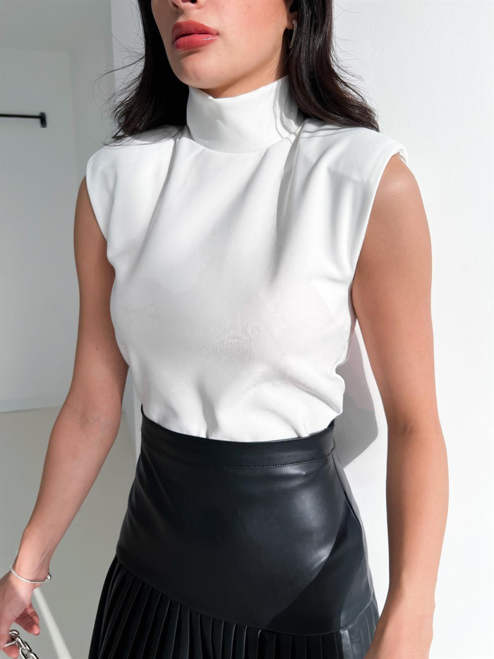 Beyaz Vatkalı Body