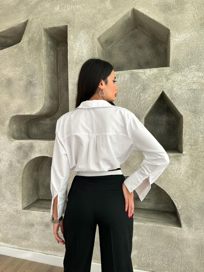 Beyaz Vatkalı Oversize Gömlek
