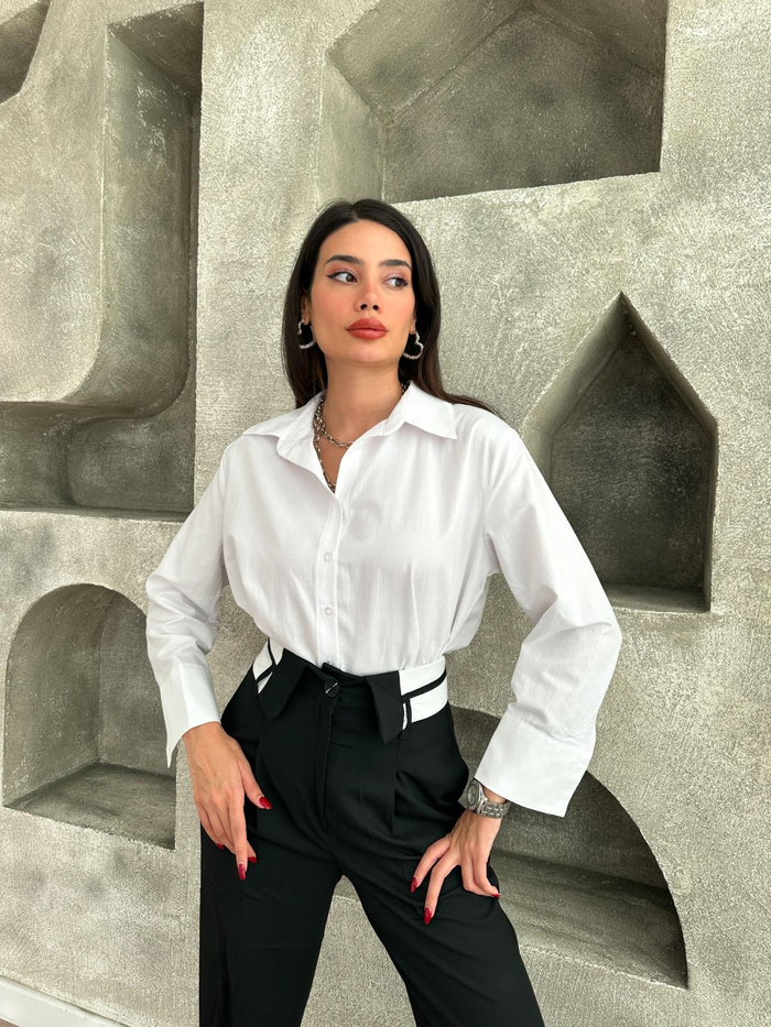 Beyaz Vatkalı Oversize Gömlek