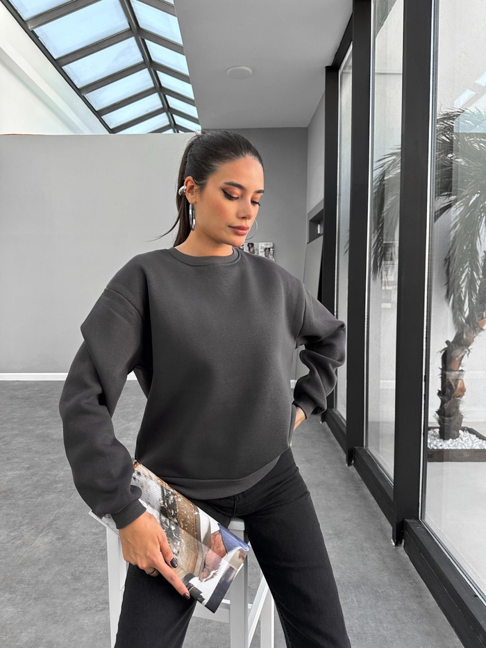 Bisiklet Yaka Oversize Basic Sweatshirt