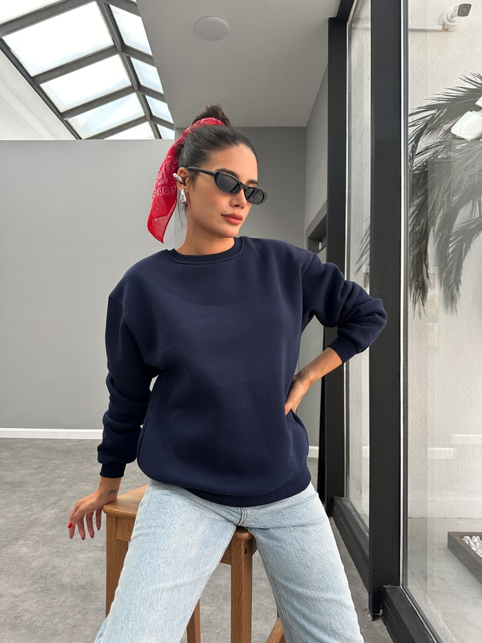 Bisiklet Yaka Oversize Basic Sweatshirt