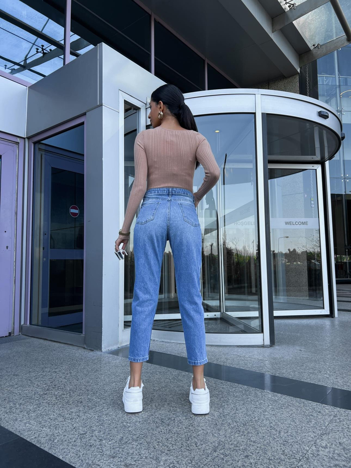 Blue Diz Yırtık Mom Jean