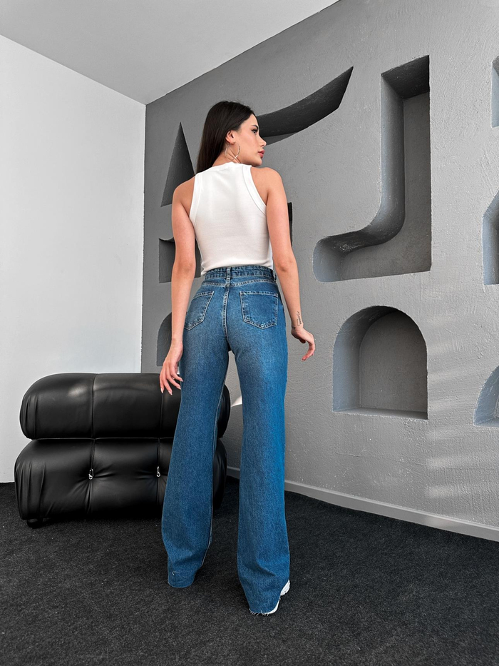 Blue Wide-Leg Jean