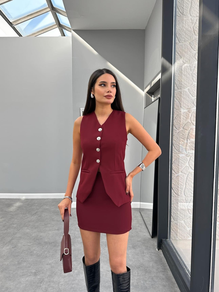 Bordo Düğme Detaylı Yelek Etek Takım