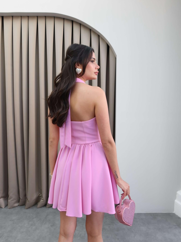 Boyundan Bağlamalı Mini Elbise