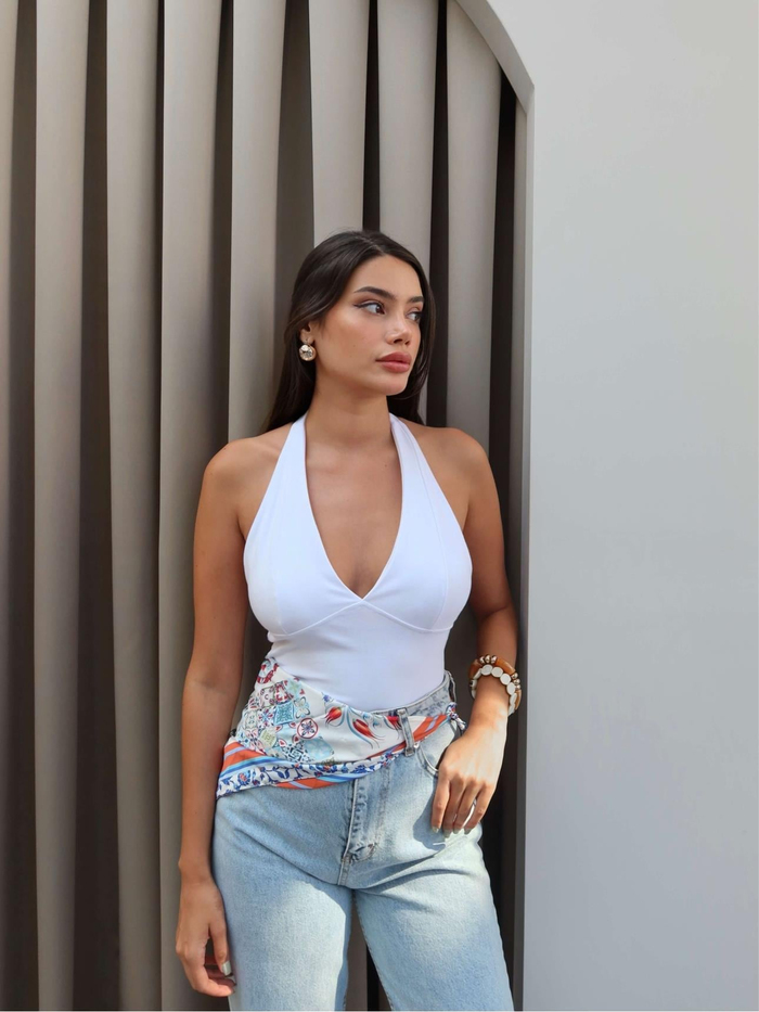Boyundan Geçmeli Dikişli Bluz