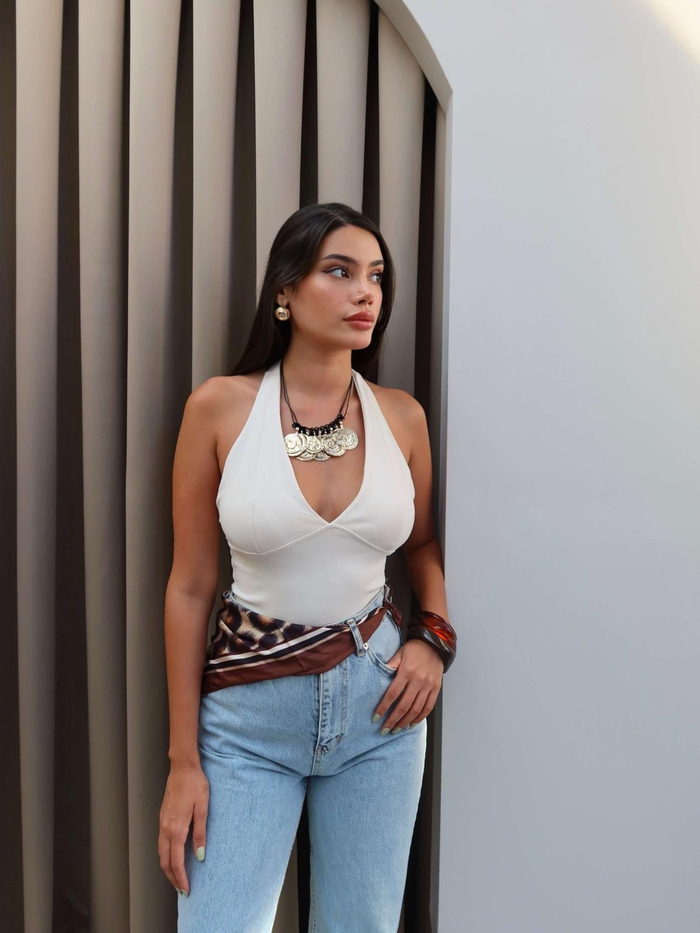 Boyundan Geçmeli Dikişli Bluz