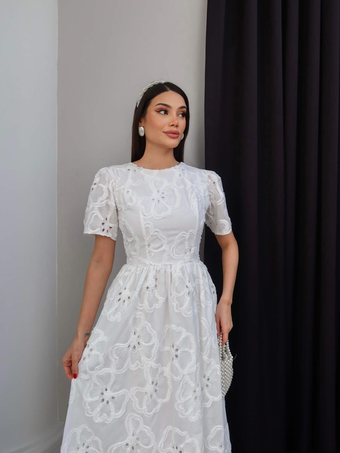 Brode İşlemeli Midi Elbise