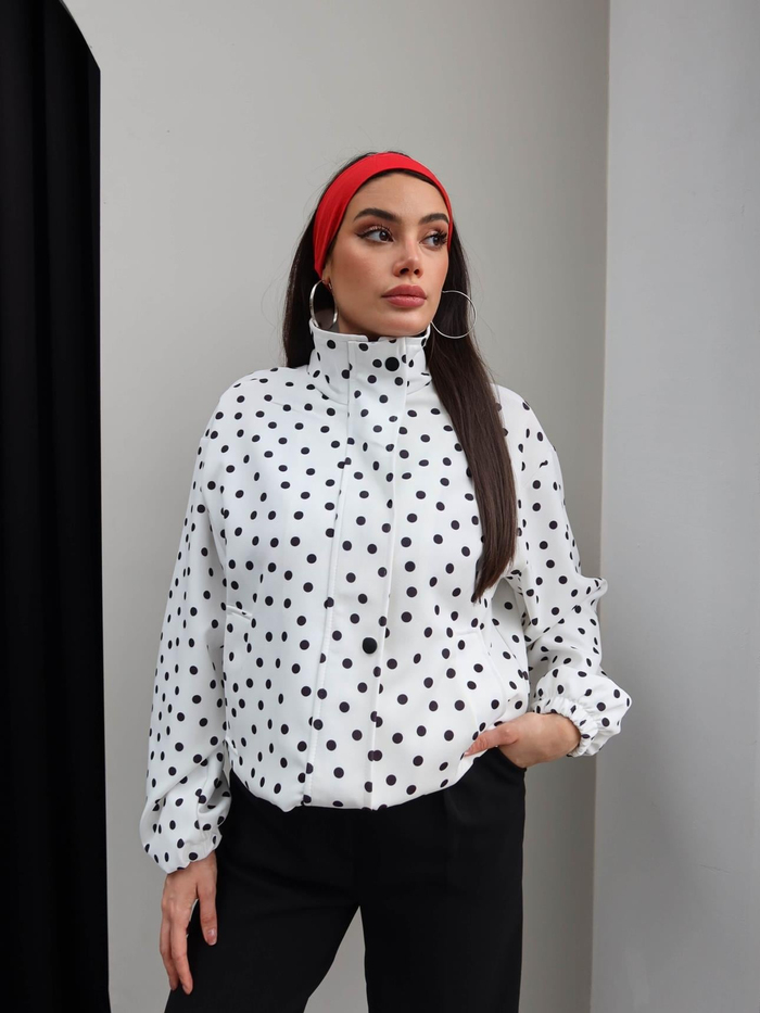 Büzgü Detay Puantiyeli Ceket