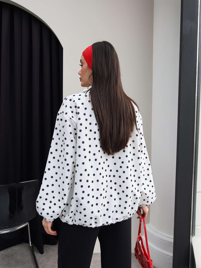 Büzgü Detay Puantiyeli Ceket