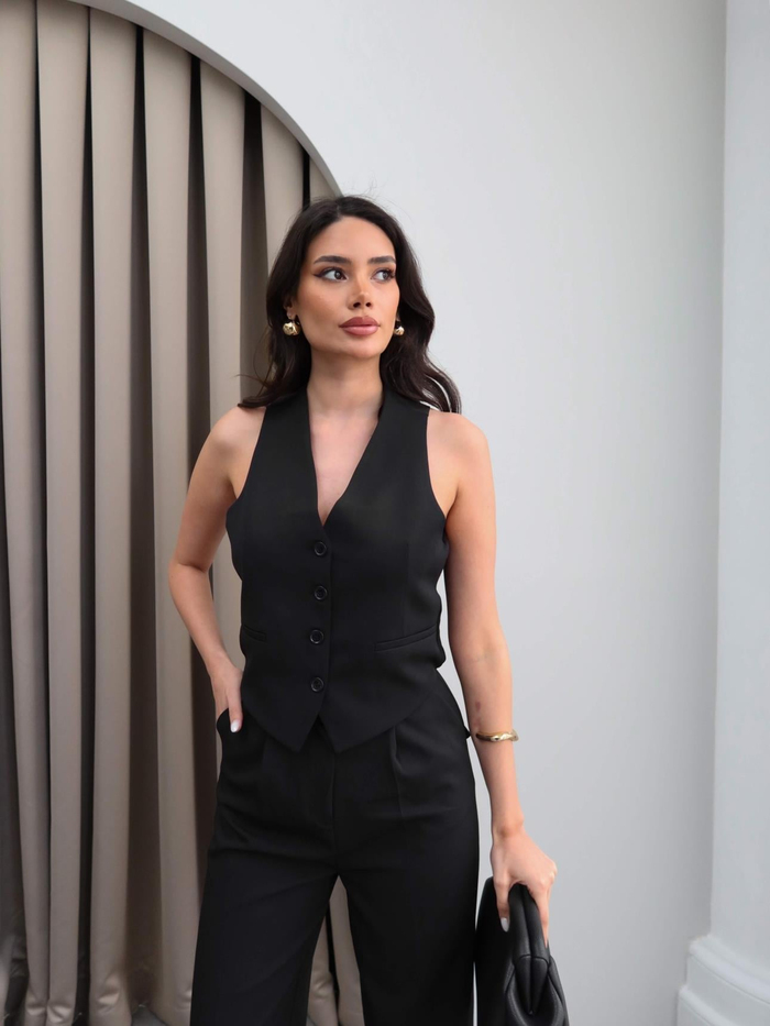 Çapraz Sırt Detaylı Yelek