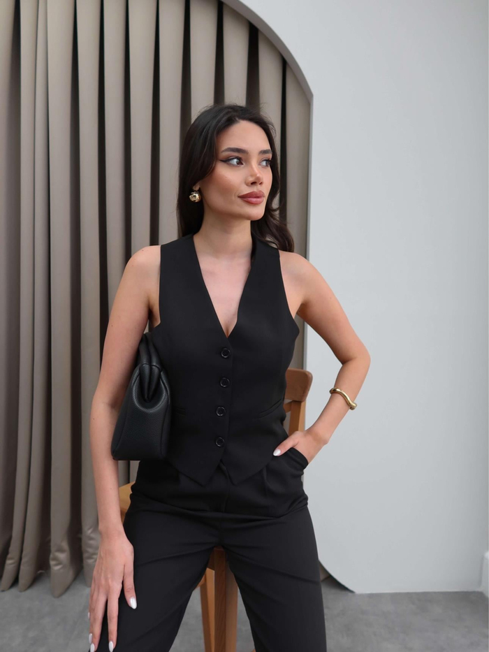 Çapraz Sırt Detaylı Yelek