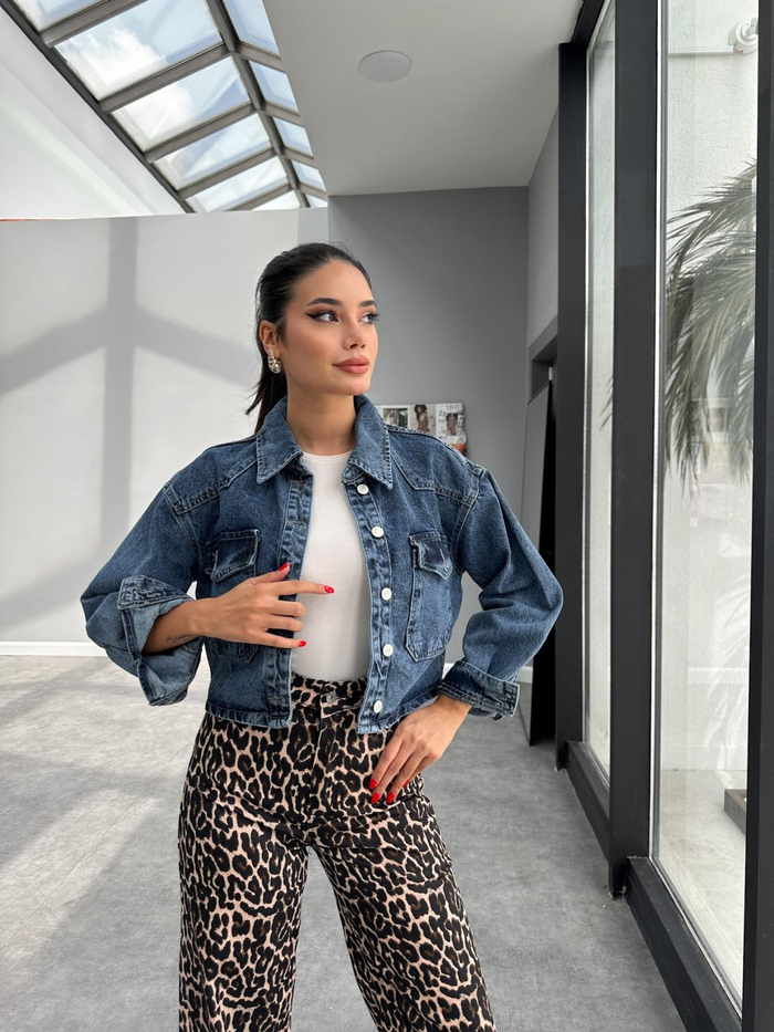 Cep Detaylı Crop Denim Ceket