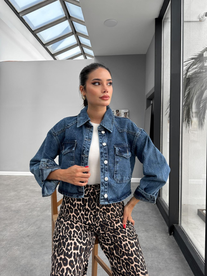 Cep Detaylı Crop Denim Ceket