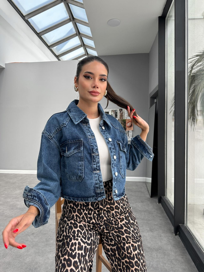 Cep Detaylı Crop Denim Ceket