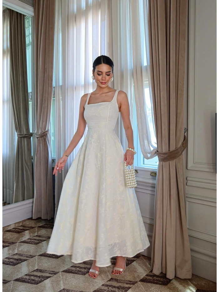 Çiçek Desenli Astarlı Askılı Maxi Boy Elbise