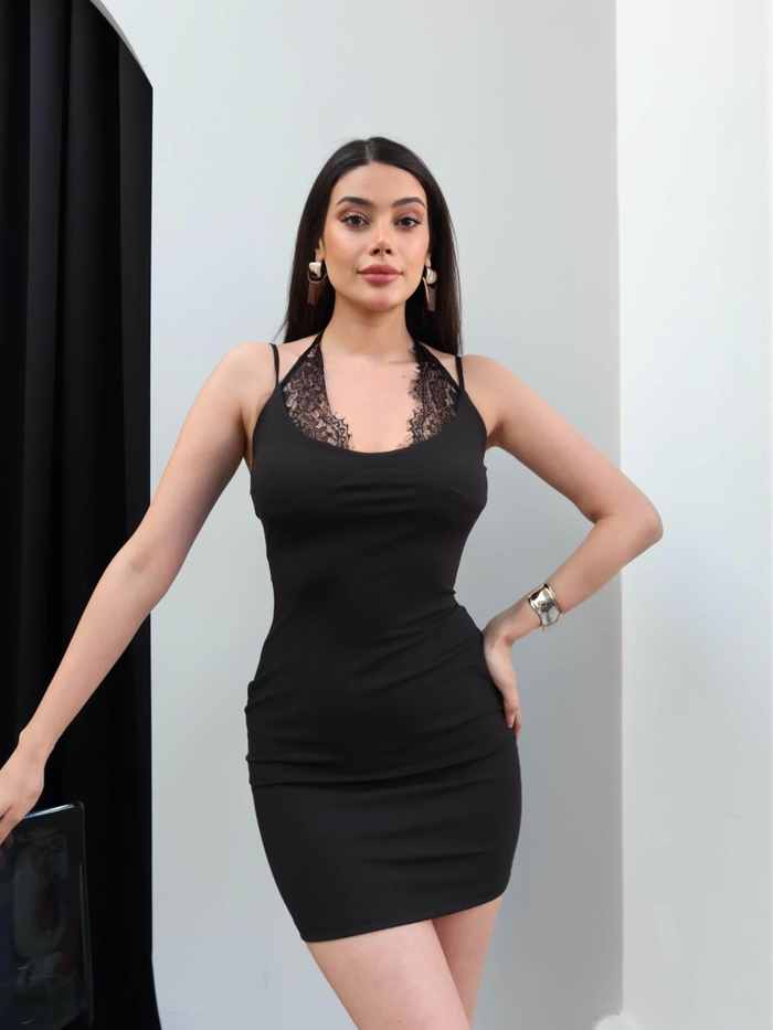 Dantel Boyun Bağlamalı Mini Elbise