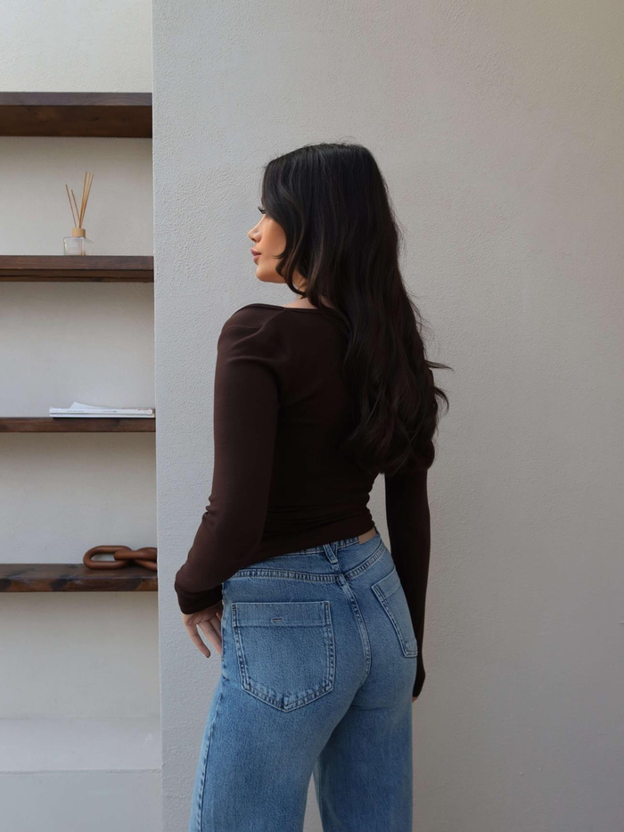 Dantel Boyundan Geçmeli Bluz