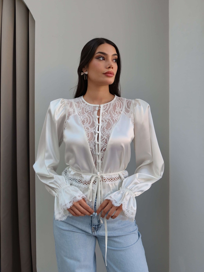 Dantel Detay Bağcıklı Saten bluz