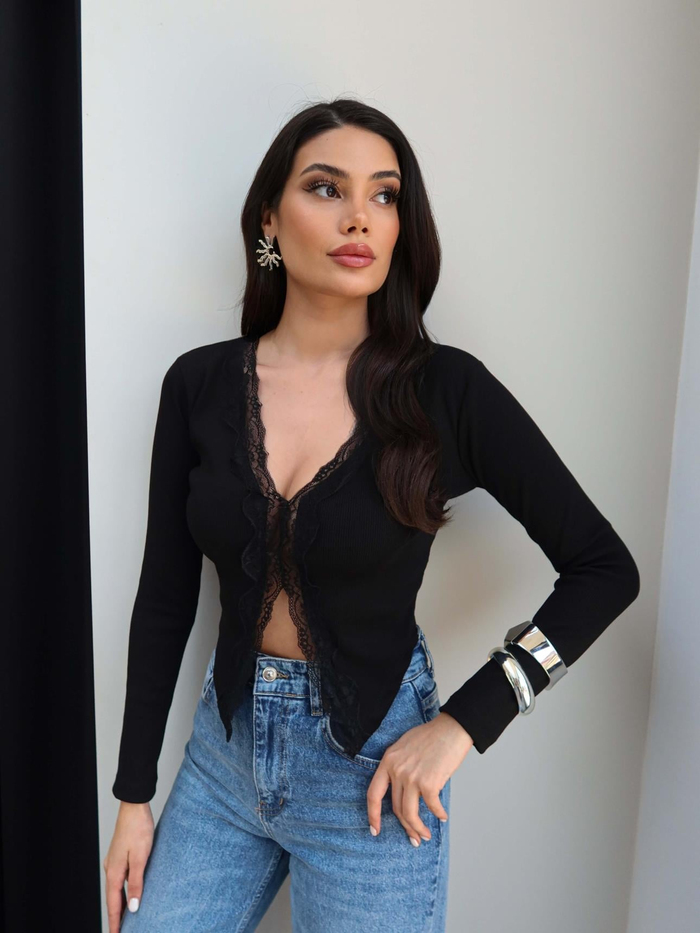 Dantel Detay Triko Bluz