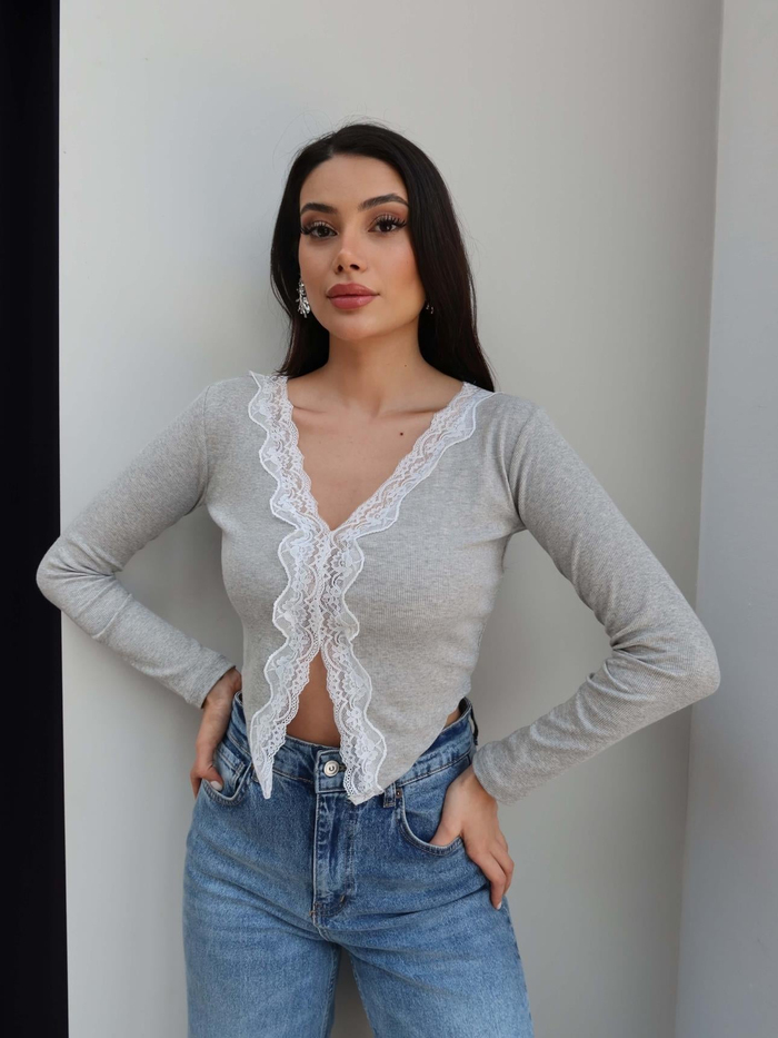 Dantel Detay Triko Bluz