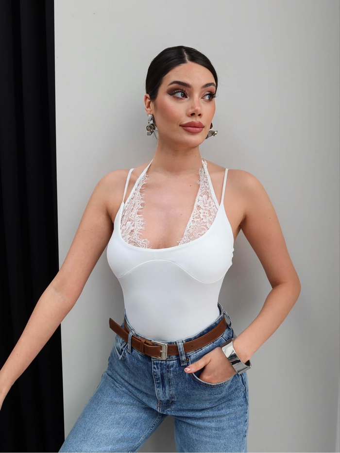 Dantel Detaylı Bodysuit