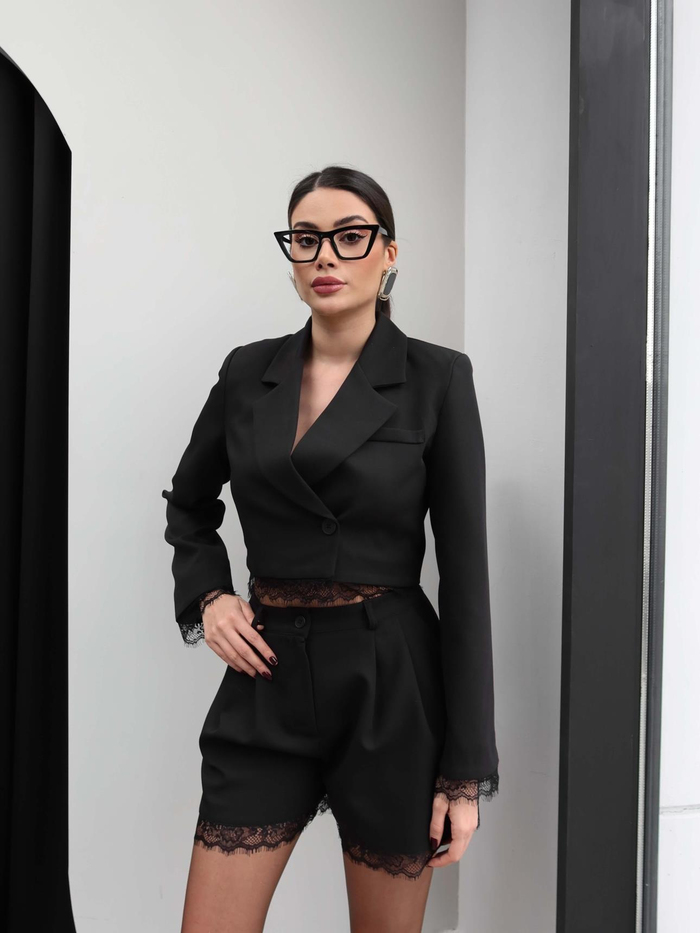 Dantel Detaylı Crop Ceket Şort Takım