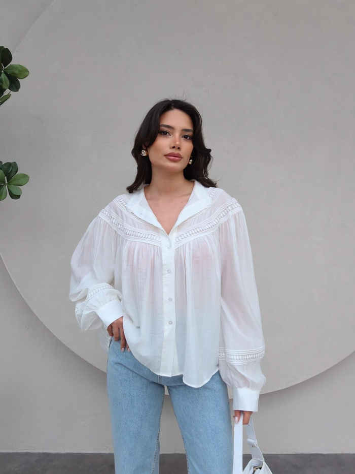 Dantel Detaylı Oversize Gömlek