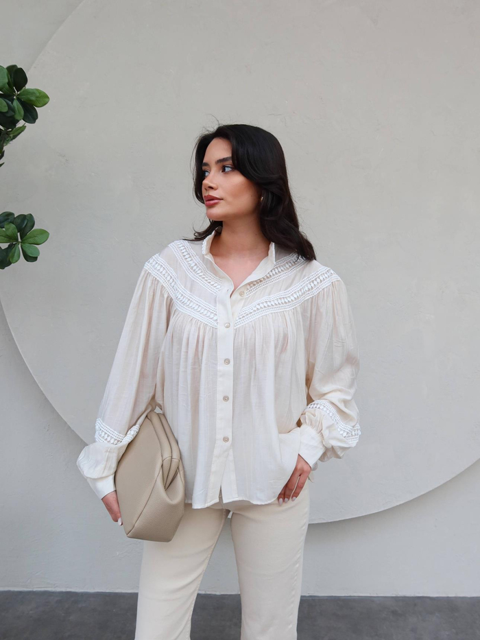 Dantel Detaylı Oversize Gömlek