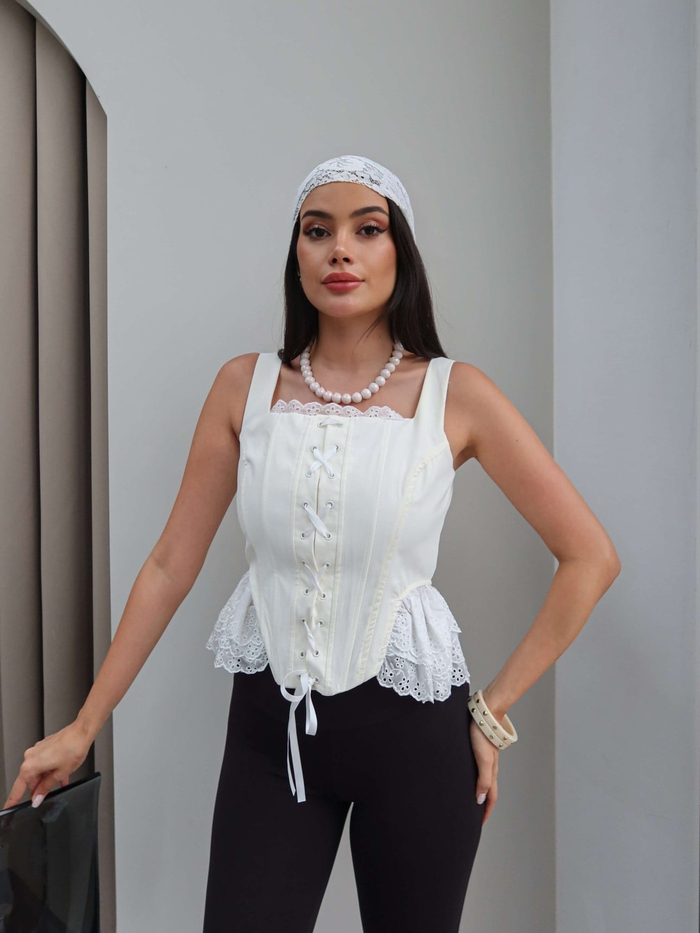 Dantel Volanlı Korse Bluz