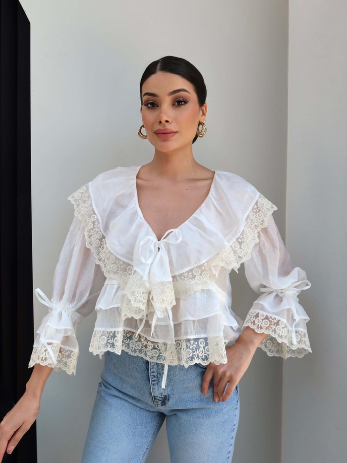 Dantel Volanlı Şifon Bluz