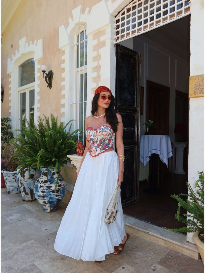 Dantelli Çiçek Desen Korse
