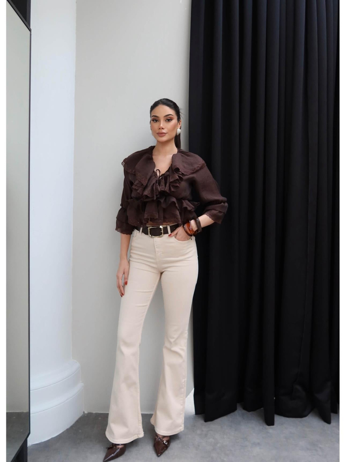 Dantelli Volanlı Bluz