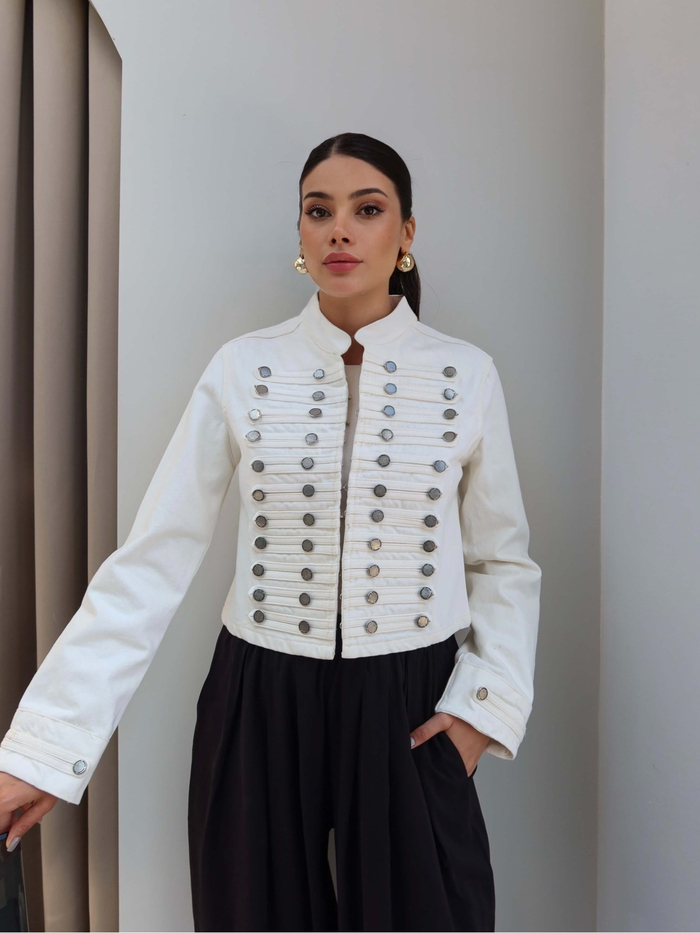 Dar Kesim Düğmeli Denim Ceket