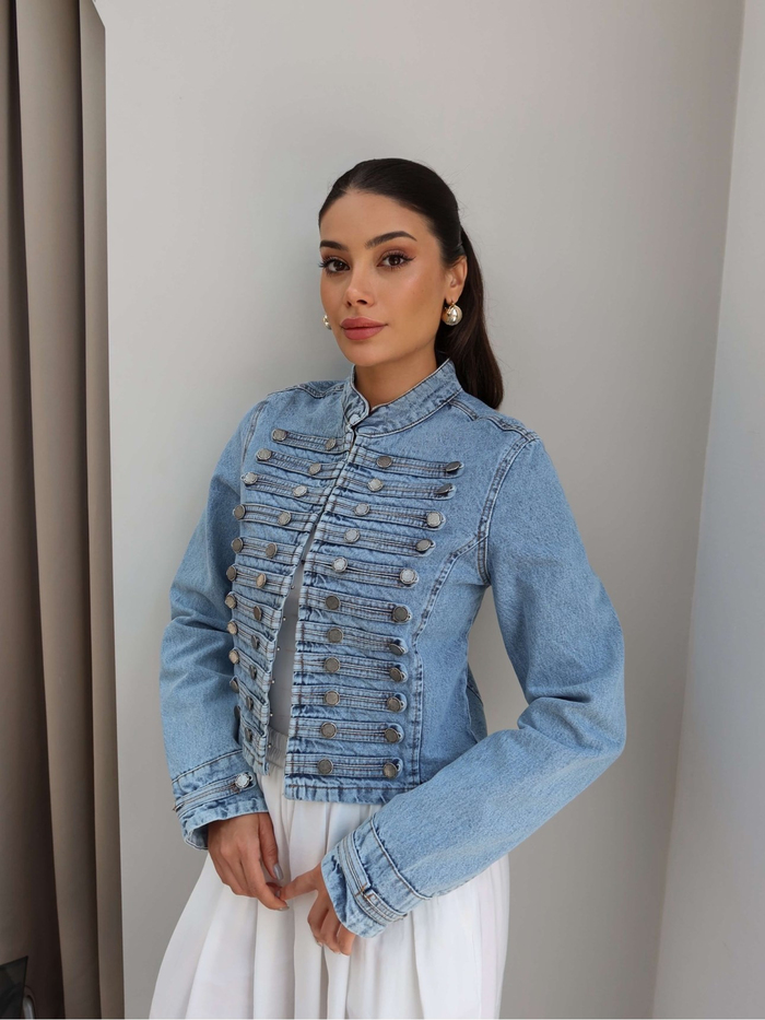Dar Kesim Düğmeli Denim Ceket