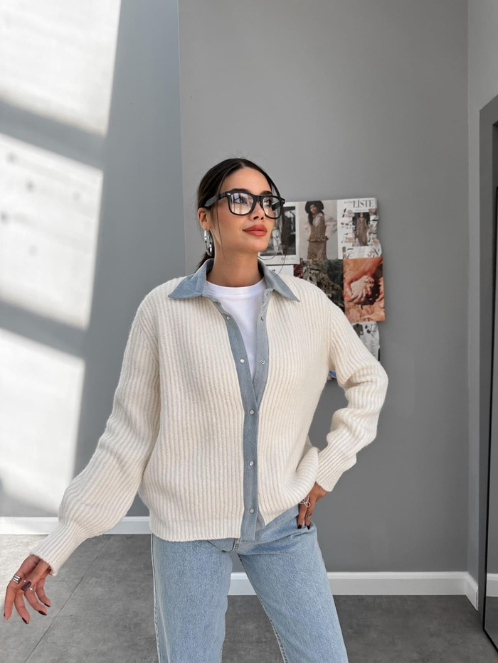 Denim Detay Çıtçıtlı Yün Kazak