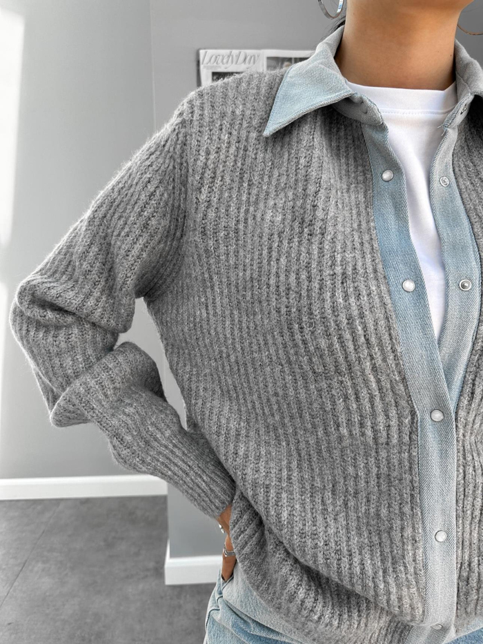 Denim Detay Çıtçıtlı Yün Kazak
