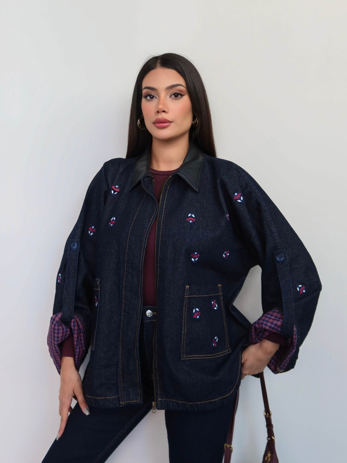 Deri Yaka Nakışlı Denim Ceket