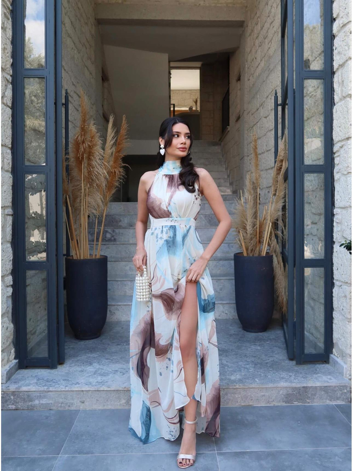 Desenli Halter Yaka Yırtmaçlı Elbise
