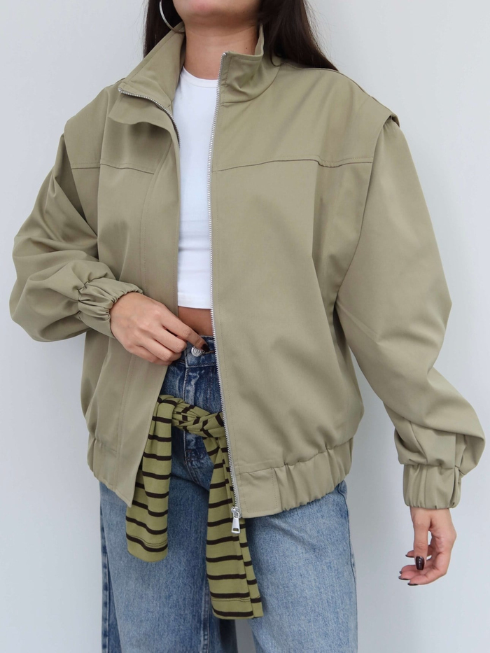 Dik Yaka Büzgü Detaylı Ceket E.H Collection