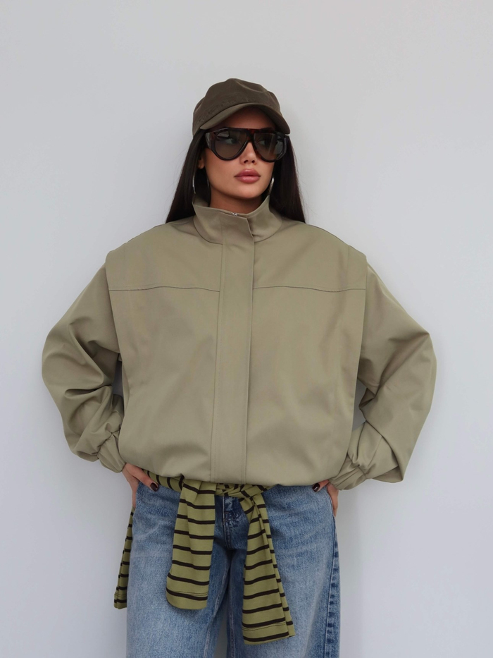 Dik Yaka Büzgü Detaylı Ceket E.H Collection