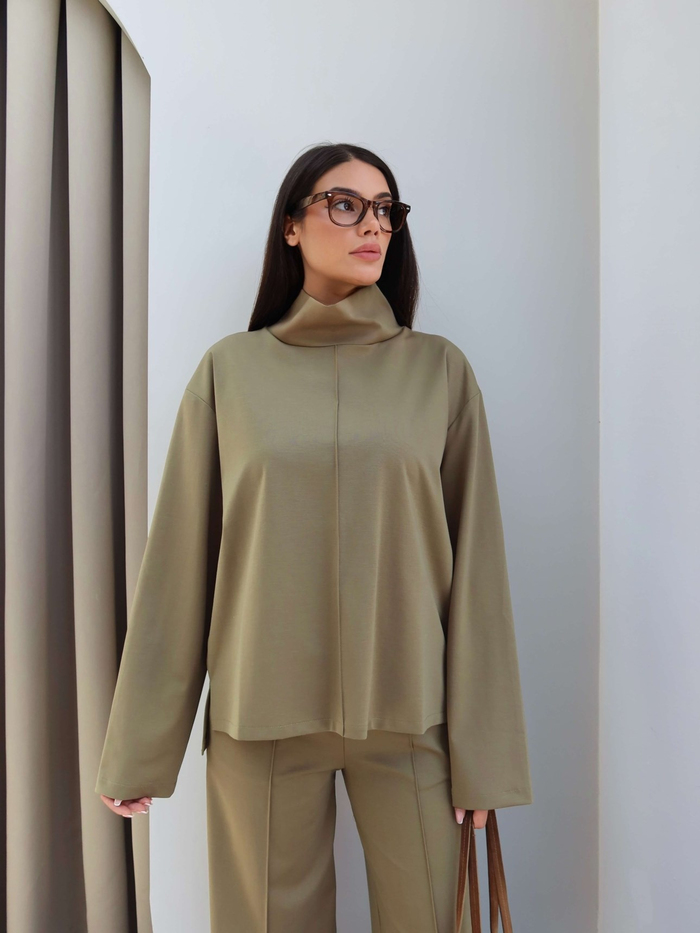 Dik Yaka Ön Dikişli İkili Takım