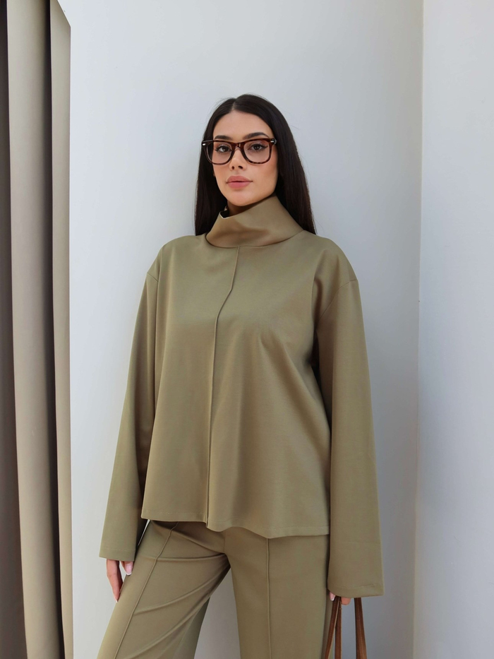 Dik Yaka Ön Dikişli İkili Takım