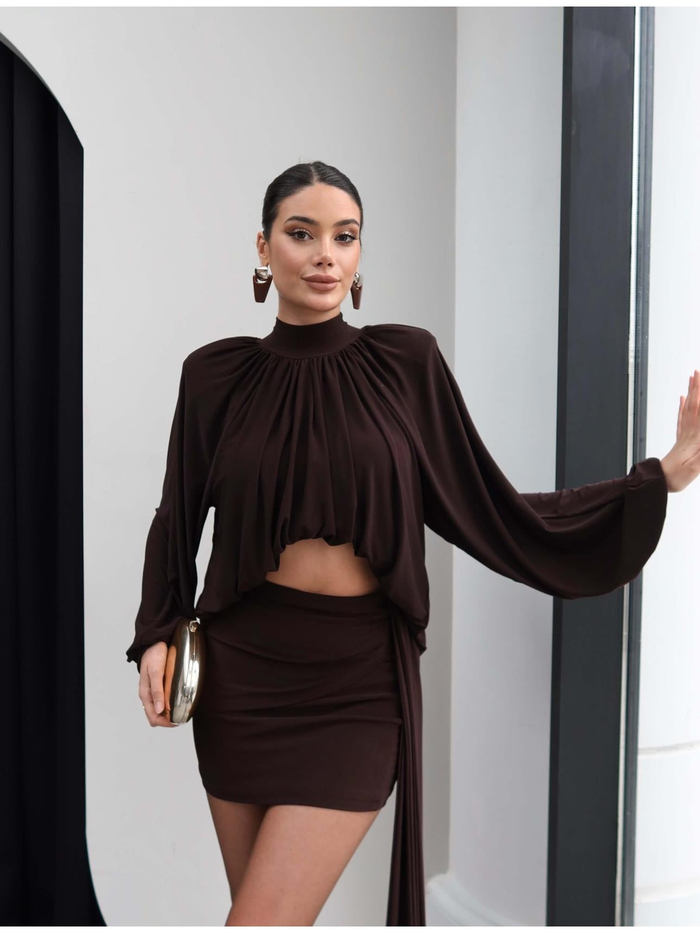 Dik Yaka Vatkalı Bluz Etek Takım