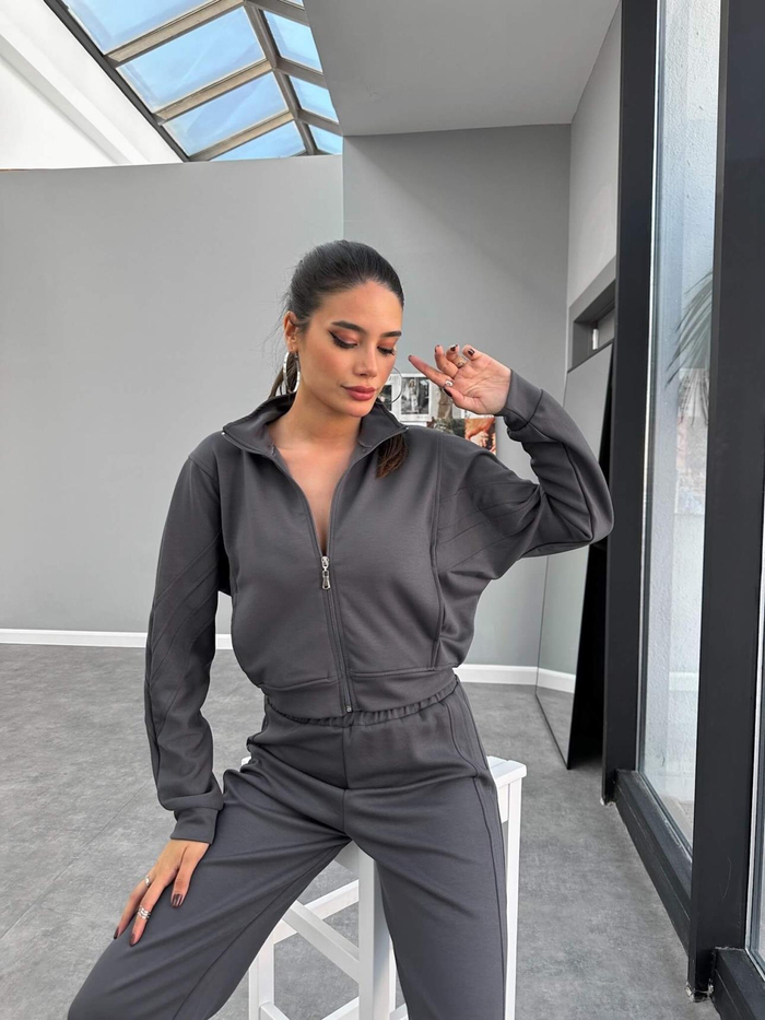 Dikiş Detay Cepli Sweatshirt Takım