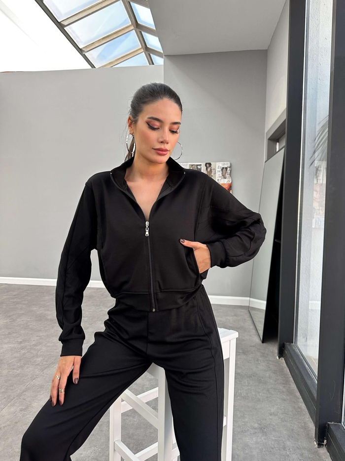Dikiş Detay Cepli Sweatshirt Takım