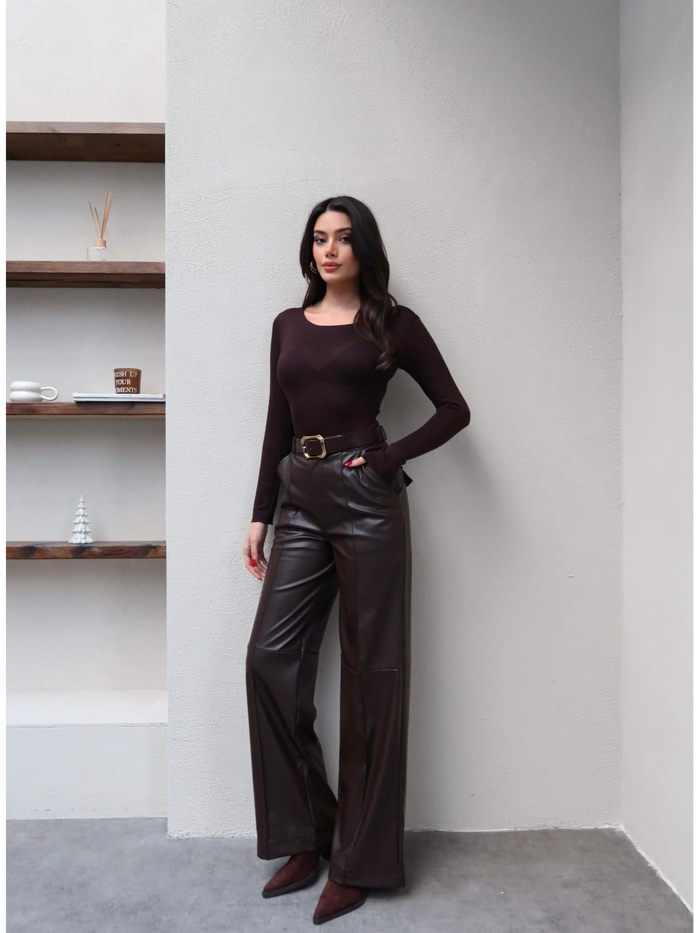 Dikiş Detaylı Deri Pantolon