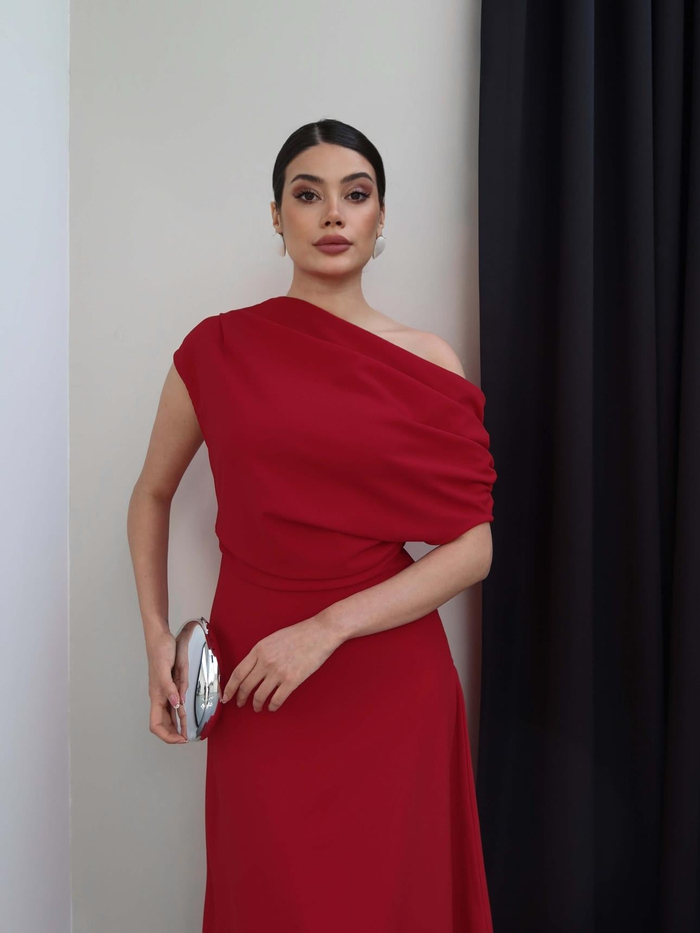 Drapeli Degaje Yaka Asimetrik Elbise