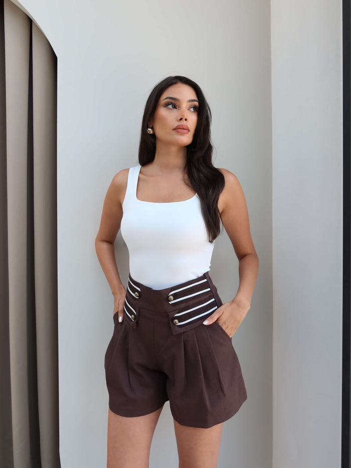 Düğme Detay Pileli Şort